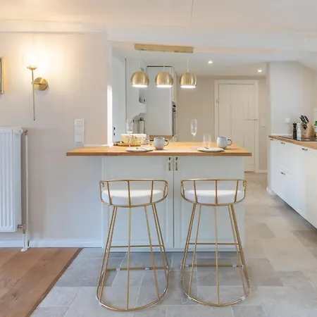 De Ole Hues 1735 Holiday home