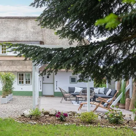 Holiday home De Ole Hues 1735 *